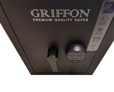 Сейф взломостойкий GRIFFON CLE I.55.FP BLACK